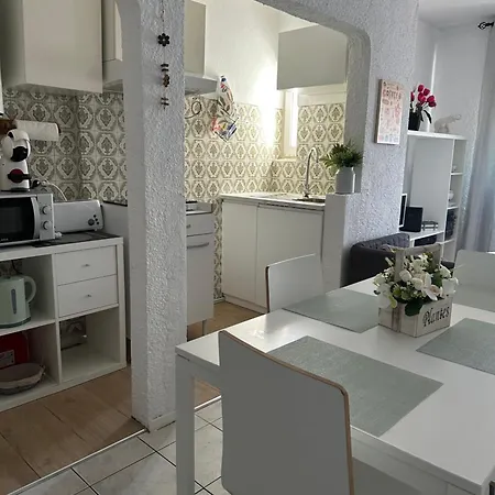 アパート Ferias Tranquilas A 1km Da Totalmente Renovado クアルテイラ