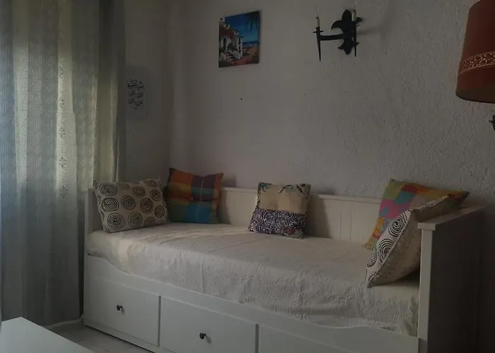 Ferias Tranquilas A 1km Da Totalmente Renovado Apartman Quarteira