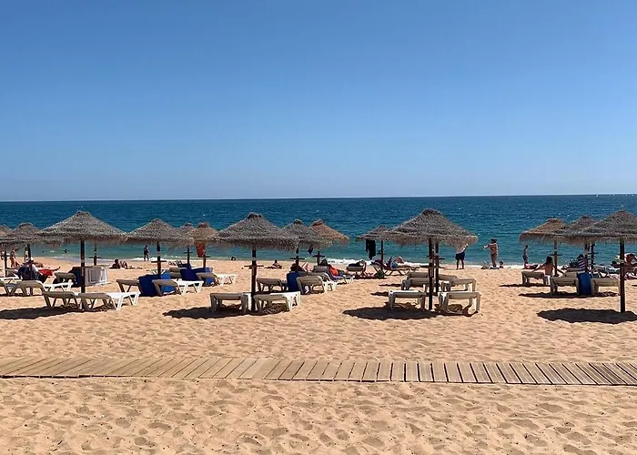 Ferias Tranquilas A 1km Da Totalmente Renovado 公寓