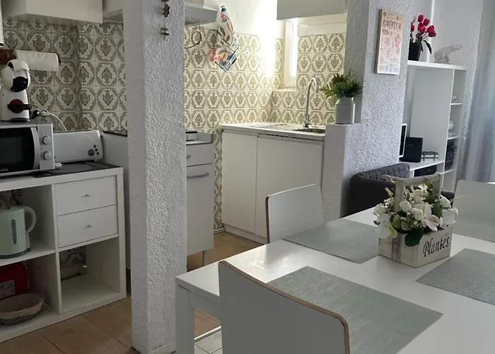 Apartamento Tranquilas A 1km Da Totalmente Renovado Quarteira